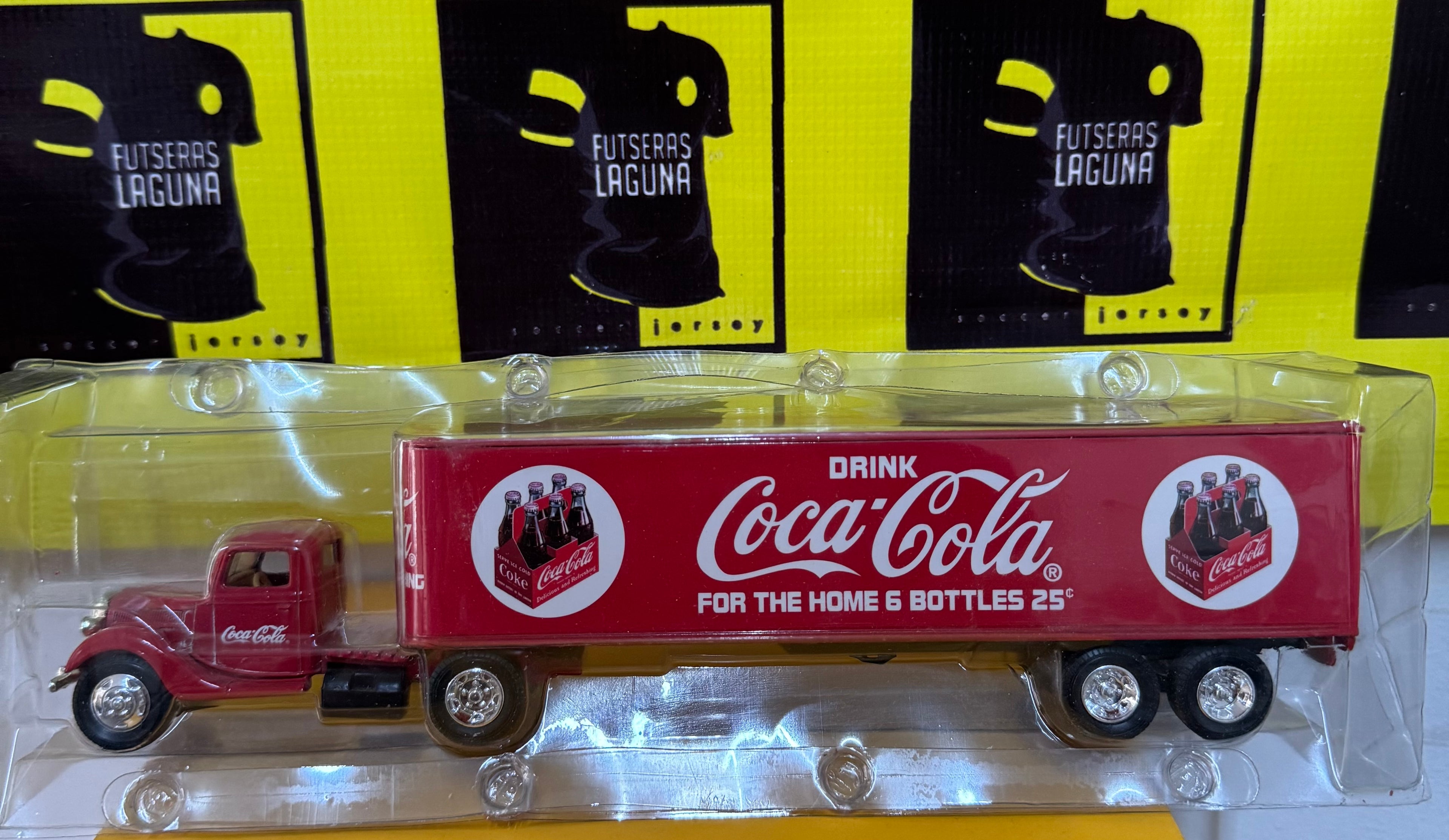 Camion coca-cola 6 bottles