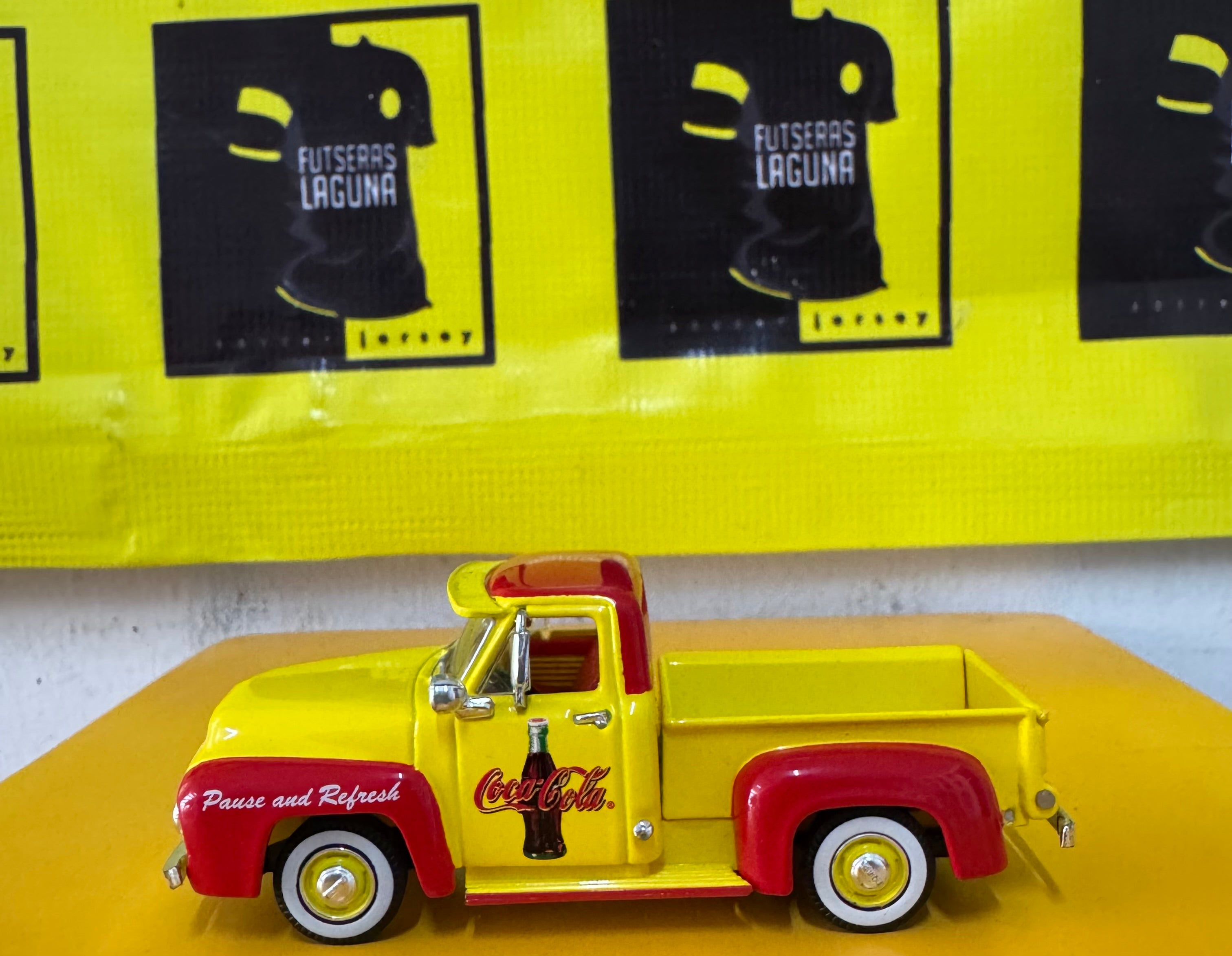 Pick up  ford 1955 coca-cola