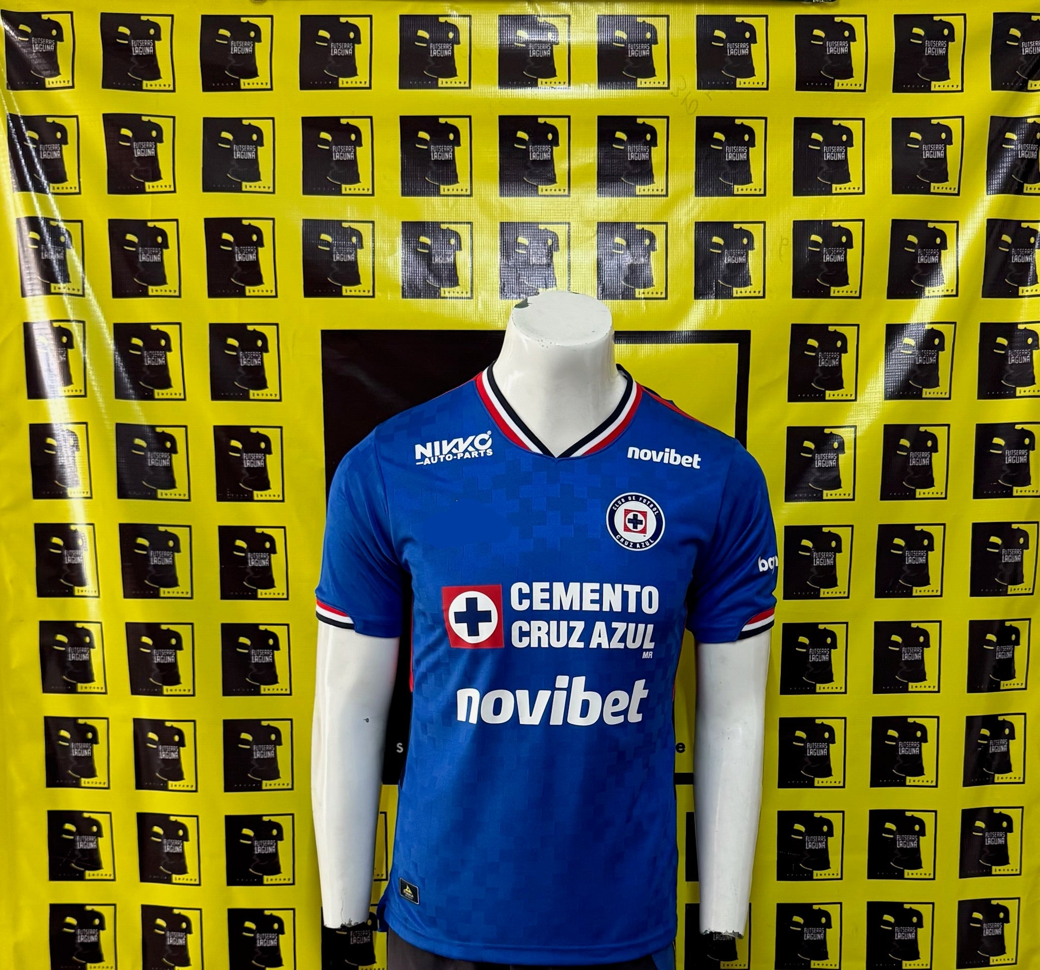 Jersey local cruz azul 25/26
