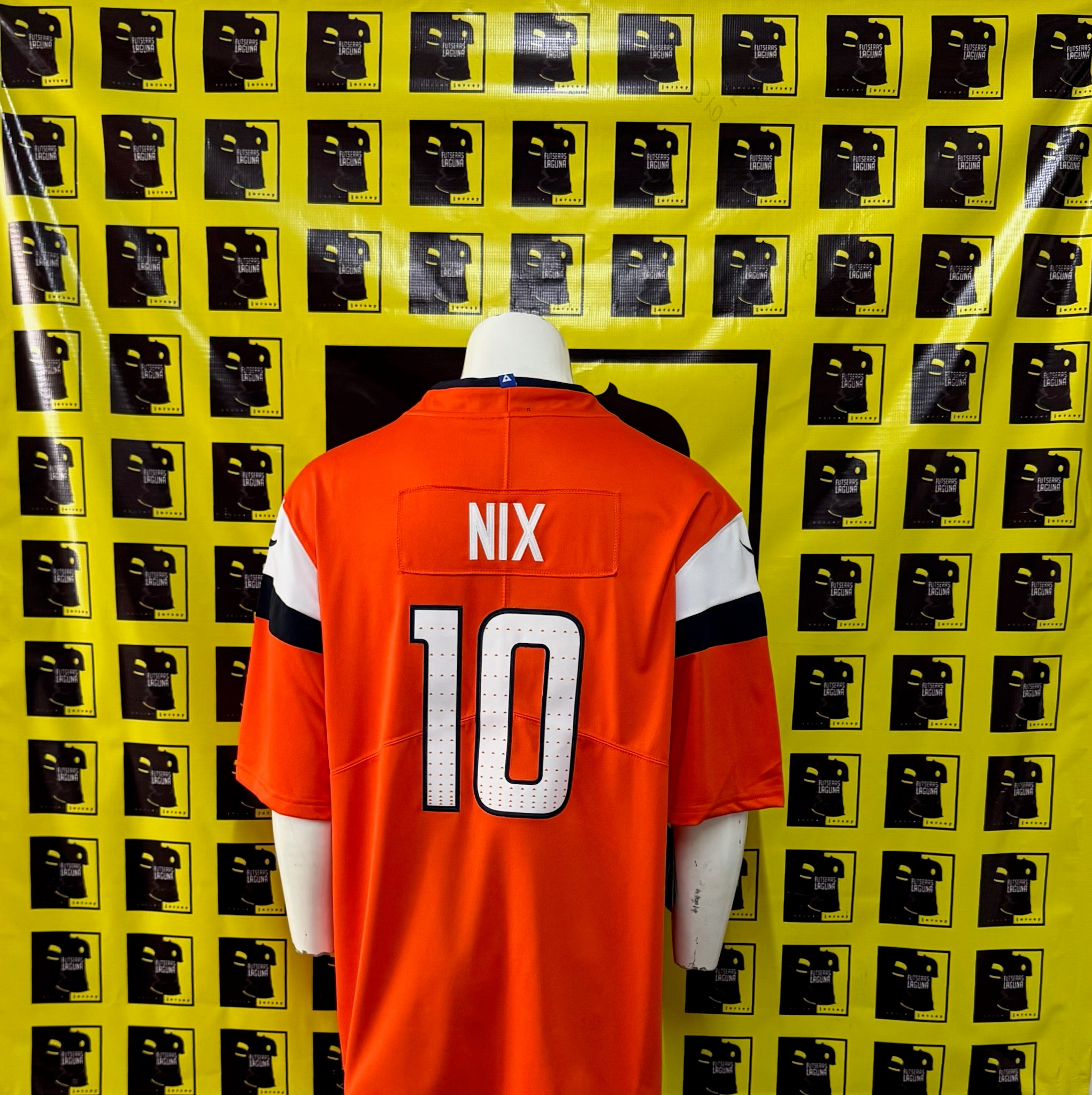 Jersey broncos nix